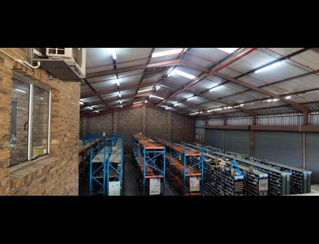 INDUSTRIAL PROPERTY TO RENT IN SILVERTON